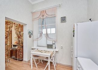 Продажа трехкомнатной квартиры, 412 м2, Краснодар, улица Коммунаров, 92