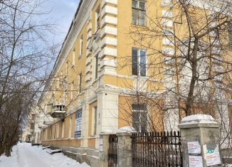 Продаю однокомнатную квартиру, 28.9 м2, Первоуральск, улица Чкалова, 36