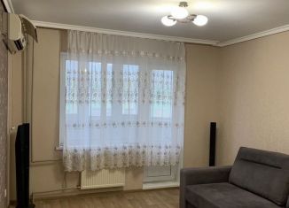 Продажа 1-ком. квартиры, 38 м2, Энгельс, улица Шурова Гора, 7/4