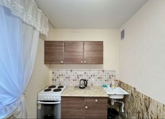 Сдаю в аренду 2-ком. квартиру, 49 м2, Нижний Новгород, Бурнаковская улица, 75к1, метро Стрелка