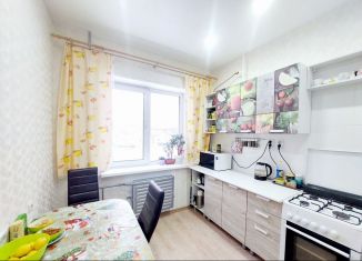 Продаю 2-комнатную квартиру, 52 м2, Котлас, проспект Мира, 23