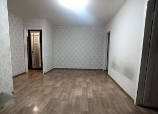 Продается 3-комнатная квартира, 55.6 м2, Ишимбай, улица Гагарина, 88