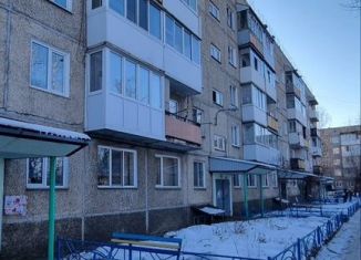 Продам 2-ком. квартиру, 48 м2, Минусинск, проезд Сафьяновых, 4