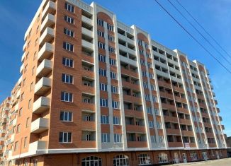 Продается 1-комнатная квартира, 40 м2, Батайск, улица Клары Цеткин, 176А