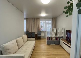 Продажа 1-ком. квартиры, 45 м2, Абакан, проспект Ленина, 56