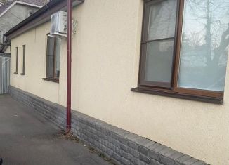 Сдам в аренду дом, 60 м2, Ессентуки, улица Луначарского, 1/1