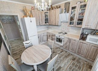 Продается двухкомнатная квартира, 56 м2, Калининград, Печатная улица, 21Б