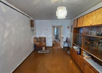 Продаю 3-ком. квартиру, 61.3 м2, Коми, улица Ленина, 19