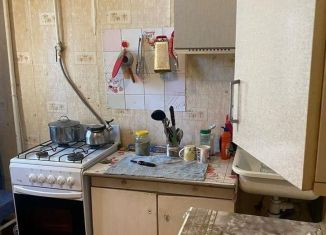 Сдаю в аренду 1-комнатную квартиру, 38 м2, Подольск, Школьная улица, 34