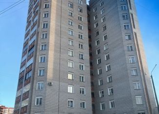 Сдается в аренду 3-ком. квартира, 75 м2, Киров, улица Сурикова, 17