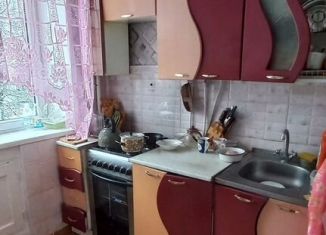 Продажа 3-ком. квартиры, 56 м2, Великие Луки, Первомайская улица, 15к1