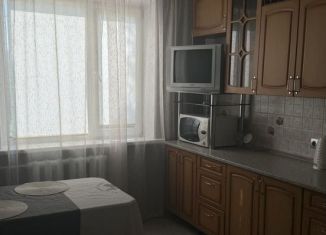 3-комнатная квартира в аренду, 70 м2, Ульяновск, проспект Врача Сурова, 1, Заволжский район