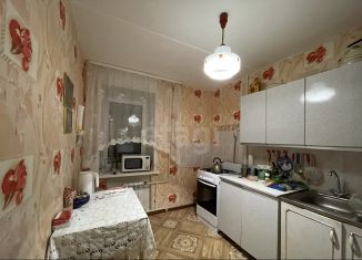 Продаю 3-ком. квартиру, 63 м2, Нерехта, улица Карла Либкнехта, 24