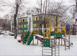 Продается 3-ком. квартира, 69.7 м2, Челябинск, Российская улица, 15Б, Калининский район