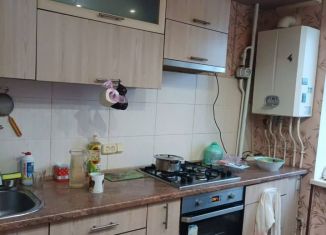 Продаю 2-комнатную квартиру, 47.1 м2, Армянск, Симферопольская улица, 9