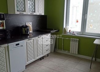 Продам 4-комнатную квартиру, 72 м2, Челябинск, Корабельная улица, 10, Советский район