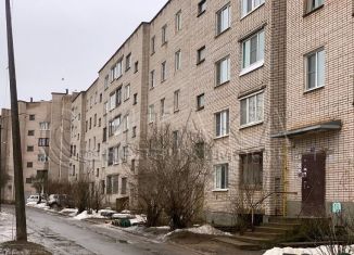 Продам 2-комнатную квартиру, 49.7 м2, Бокситогорск, улица Металлургов, 3