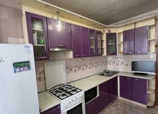 Продам 2-ком. квартиру, 54 м2, Ростов-на-Дону, Стабильная улица, 15/1