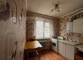 Продаю 1-ком. квартиру, 33 м2, Чебоксары, улица Олега Кошевого, 11