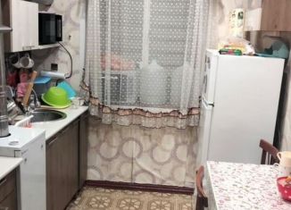 Продам 2-ком. квартиру, 43 м2, Курская область, Железнодорожная улица, 15