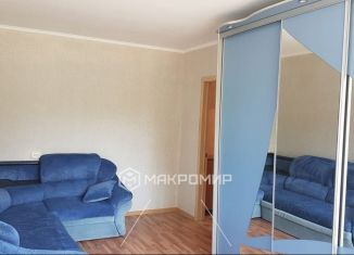 Продается 2-ком. квартира, 50 м2, Челябинск, улица Мамина, 5, Тракторозаводский район