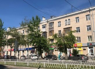 Сдается в аренду комната, 67 м2, Екатеринбург, улица Баумана, 3, метро Уралмаш