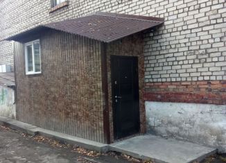 Продаю 3-ком. квартиру, 91 м2, Слюдянка, улица Бабушкина, 4