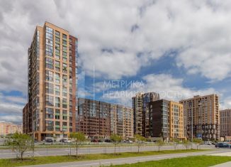 Продаю трехкомнатную квартиру, 85 м2, Тюмень, ЖК Интеллект Квартал, улица Фармана Салманова, 14