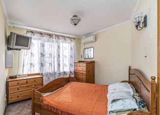 Продажа многокомнатной квартиры, 140 м2, Челябинск, улица Братьев Кашириных, 93