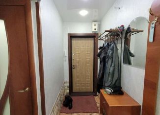 Трехкомнатная квартира на продажу, 53 м2, Свирск, улица Тимирязева, 3