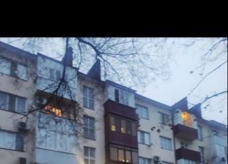 Сдаю 1-комнатную квартиру, 30 м2, Грозный, проспект Ахмат-Хаджи Абдулхамидовича Кадырова, 201Б, микрорайон Ленгородок