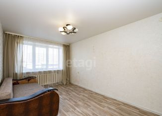 Продается трехкомнатная квартира, 49.8 м2, Екатеринбург, улица Фурманова, 61, улица Фурманова
