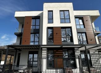 Продается квартира со свободной планировкой, 31.9 м2, Сочи, Верхнеизвестинская улица, 8, микрорайон Энергетик-Изумруд