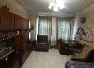 Продается трехкомнатная квартира, 60 м2, Ульяновская область, улица Александра Матросова, 21