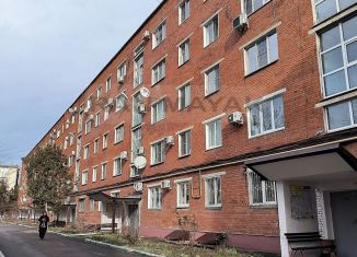 Продается двухкомнатная квартира, 49 м2, Адыгея, улица 8 Марта, 1