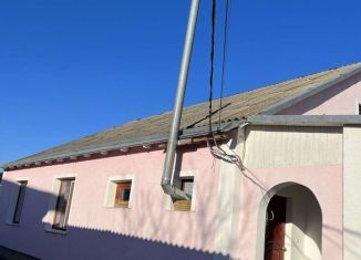 Сдается дом, 128 м2, поселок городского типа Почтовое, Первомайская улица, 11