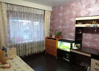 Продам 1-ком. квартиру, 45 м2, Арамиль, улица Ленина, 16А