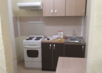 Аренда 2-ком. квартиры, 45 м2, Старый Оскол, микрорайон Макаренко, 3