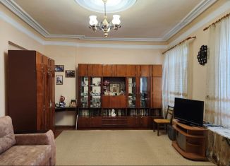 2-комнатная квартира на продажу, 56.8 м2, Симферополь, Киевский район, Большевистская улица, 36