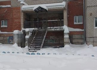 Сдаю в аренду помещение свободного назначения, 521.3 м2, Сыктывкар, Петрозаводская улица, 27/2, район Орбита