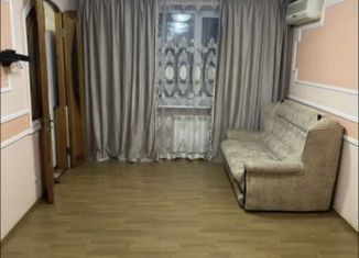 Сдается трехкомнатная квартира, 65 м2, Аксай, проспект Ленина, 34