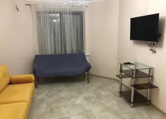 Сдается двухкомнатная квартира, 60 м2, Курск, улица Льва Толстого, 14