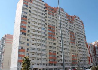 Продаю 3-ком. квартиру, 80.6 м2, Ростов-на-Дону, улица Петренко, 28, ЖК Суворовский