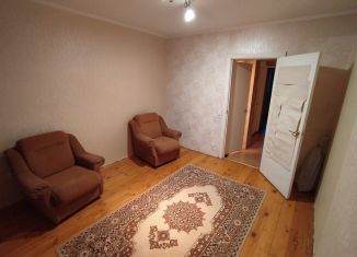 Продается 2-ком. квартира, 52 м2, Алушта, Красноармейская улица, 7