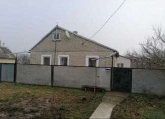 Продаю дом, 60 м2, поселок городского типа Черноморский, улица Белинского