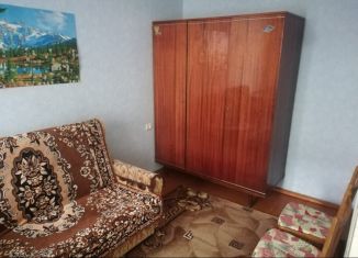Аренда 2-комнатной квартиры, 45 м2, Луга, проспект Кирова, 87
