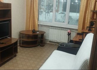 Сдается в аренду двухкомнатная квартира, 43 м2, Магаданская область, улица Гагарина, 26