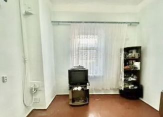 Продается двухкомнатная квартира, 42 м2, Армавир, улица Дзержинского, 93
