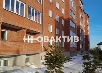 Продается 3-ком. квартира, 70 м2, Новосибирская область, улица Петухова