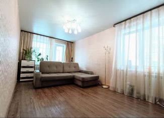 Продам 3-комнатную квартиру, 60.9 м2, Северск, Коммунистический проспект, 127